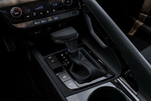 new 2025 Hyundai ELANTRA HEV car, priced at $29,013