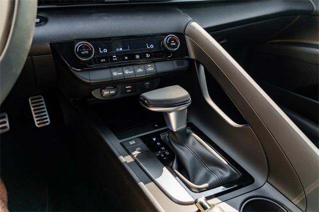 new 2025 Hyundai Elantra car, priced at $22,248