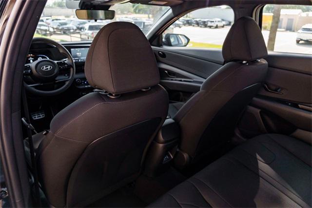 new 2025 Hyundai Elantra car, priced at $22,248