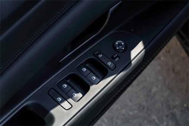 new 2025 Hyundai Elantra car, priced at $22,248
