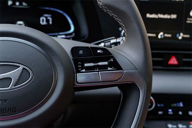 new 2025 Hyundai Elantra car, priced at $24,284