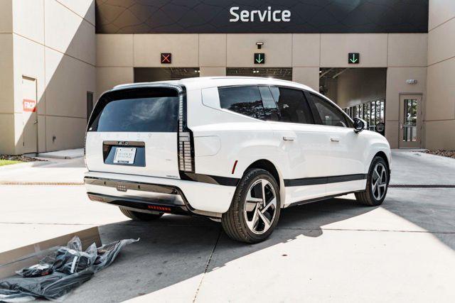 new 2026 Hyundai IONIQ 9 car, priced at $67,927