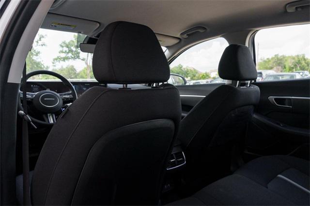 new 2025 Hyundai Sonata Hybrid car, priced at $29,988