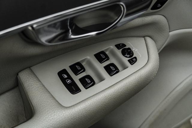 used 2021 Volvo XC90 car, priced at $19,515