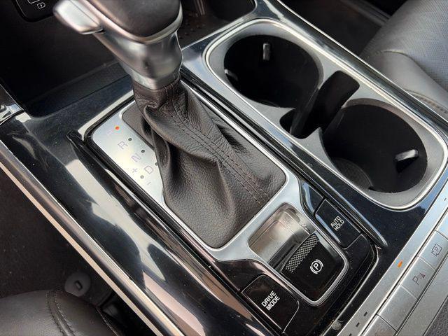 used 2022 Kia Carnival car, priced at $23,904