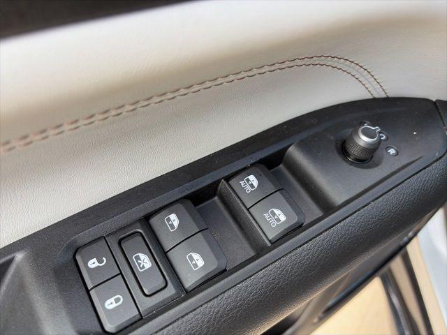 used 2022 Jeep Compass car, priced at $20,743
