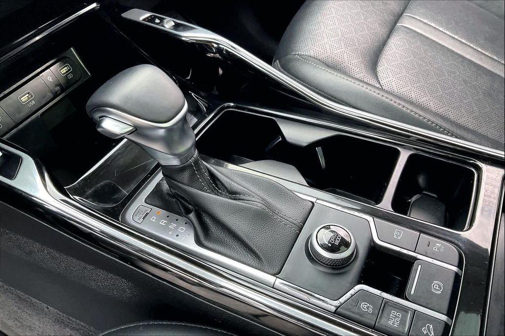 used 2022 Kia Sorento car, priced at $19,759