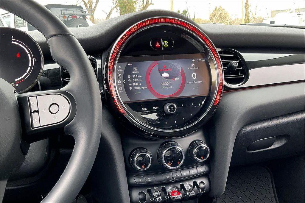 used 2023 MINI Hardtop car, priced at $21,900