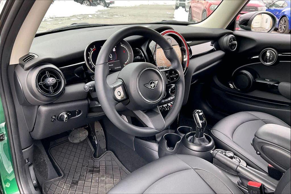used 2023 MINI Hardtop car, priced at $21,900
