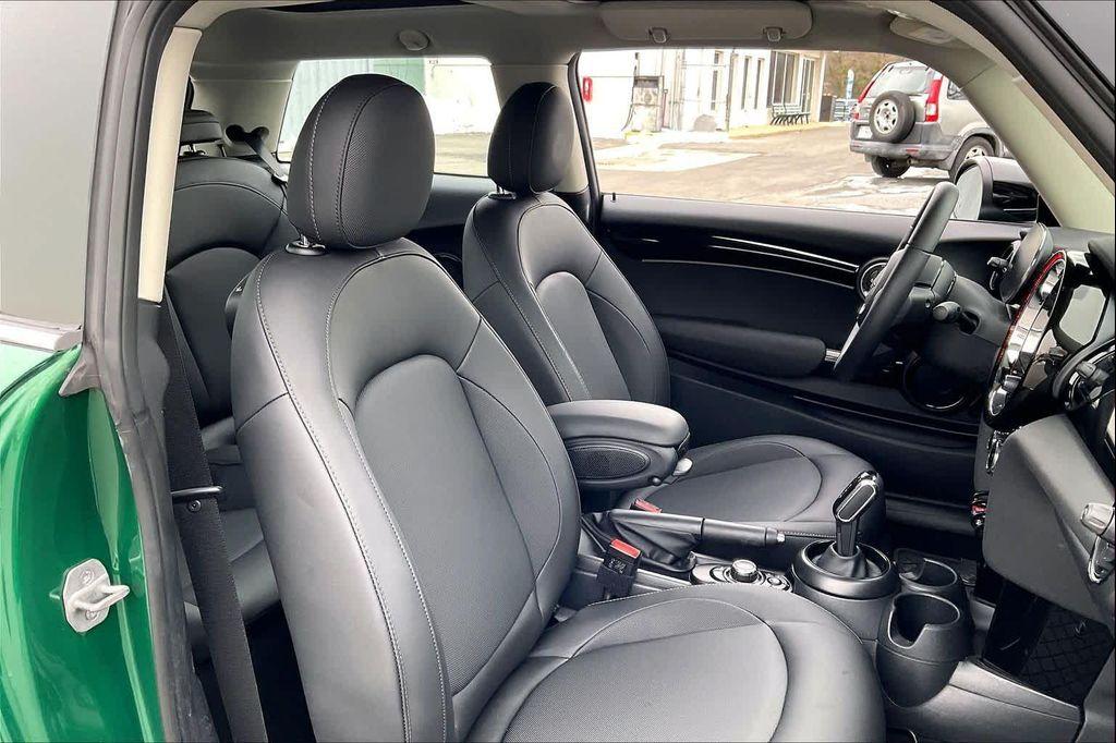 used 2023 MINI Hardtop car, priced at $21,900