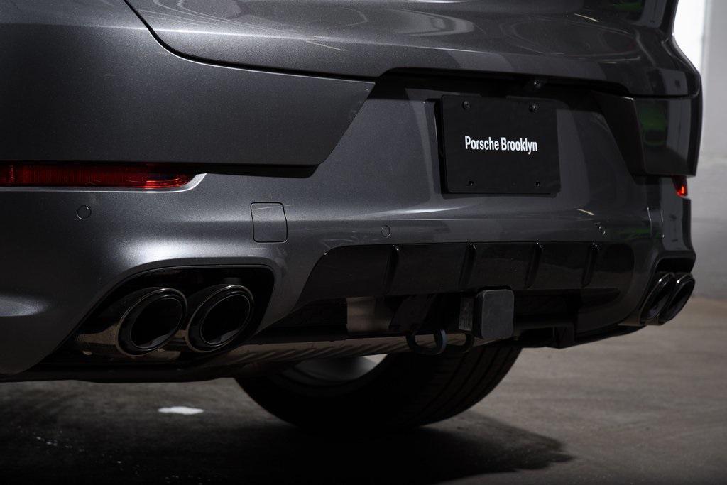 new 2025 Porsche Cayenne car, priced at $152,675