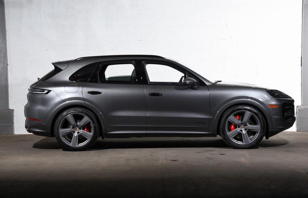 new 2025 Porsche Cayenne car, priced at $152,675