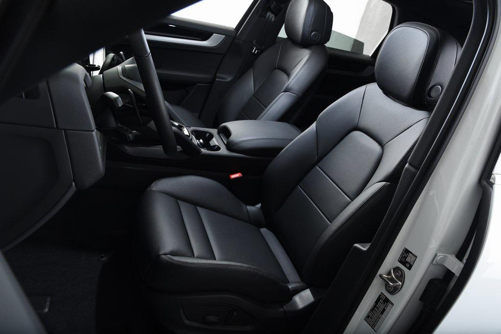 new 2026 Porsche Cayenne car, priced at $106,960