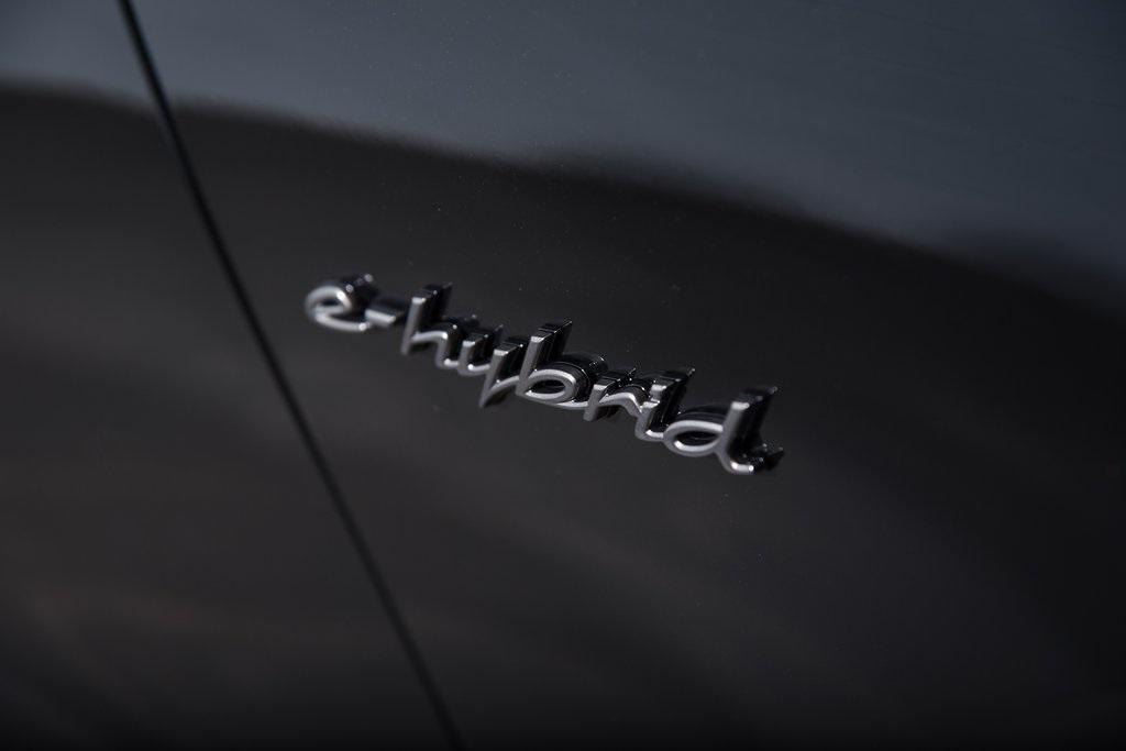 new 2026 Porsche Cayenne car, priced at $198,500