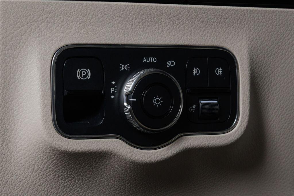 used 2021 Mercedes-Benz GLA 250 car, priced at $24,995