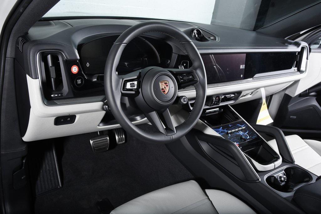 new 2025 Porsche Cayenne car, priced at $134,735