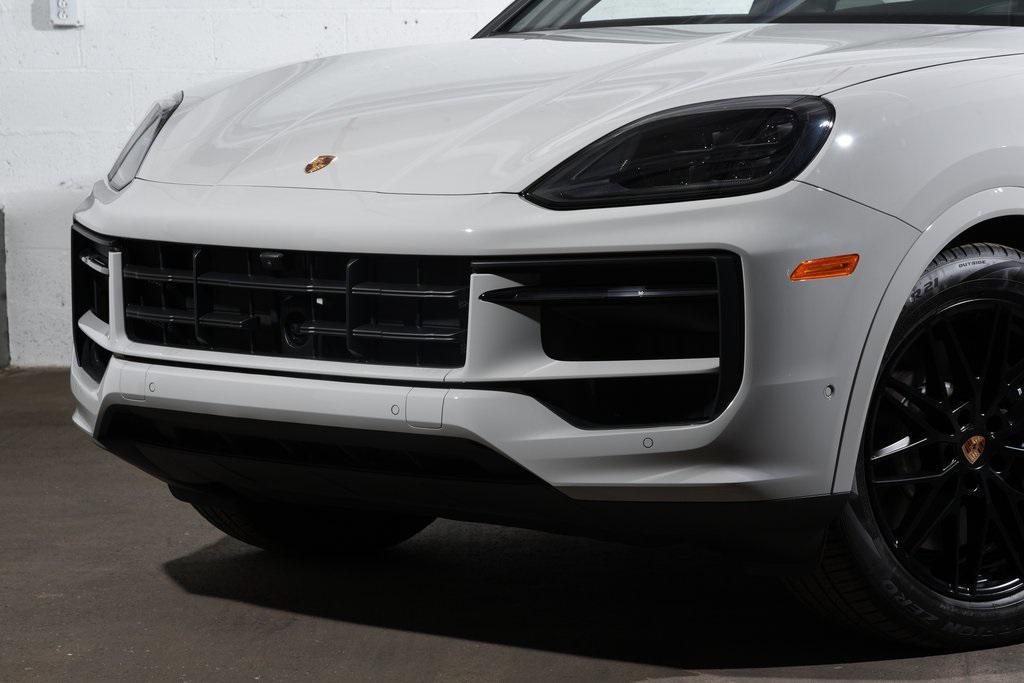 new 2025 Porsche Cayenne car, priced at $134,735