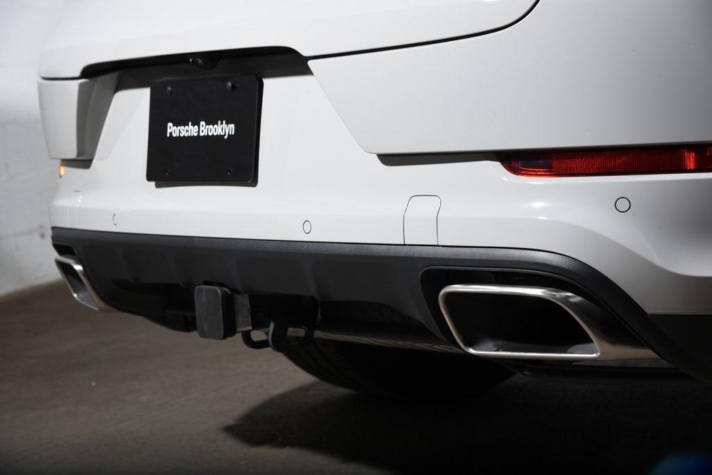 new 2025 Porsche Cayenne car, priced at $134,735