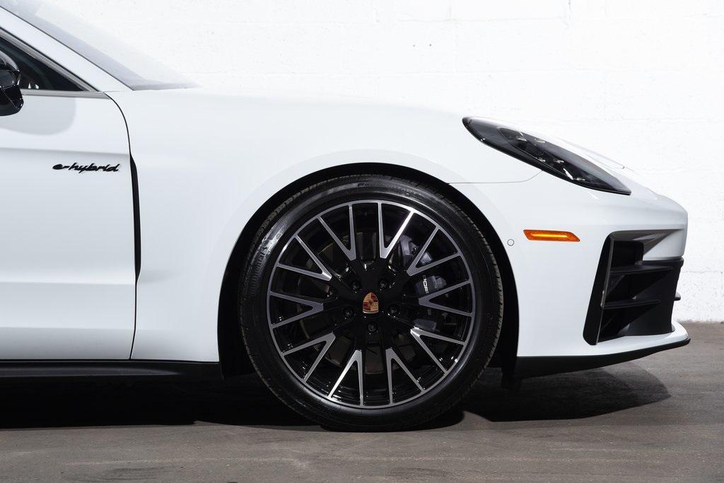 new 2026 Porsche Panamera car, priced at $166,160