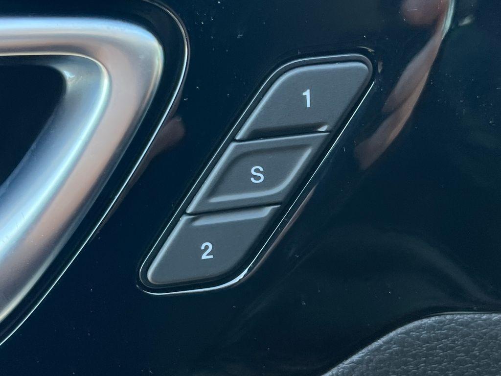 new 2025 Jeep Compass car, priced at $37,948