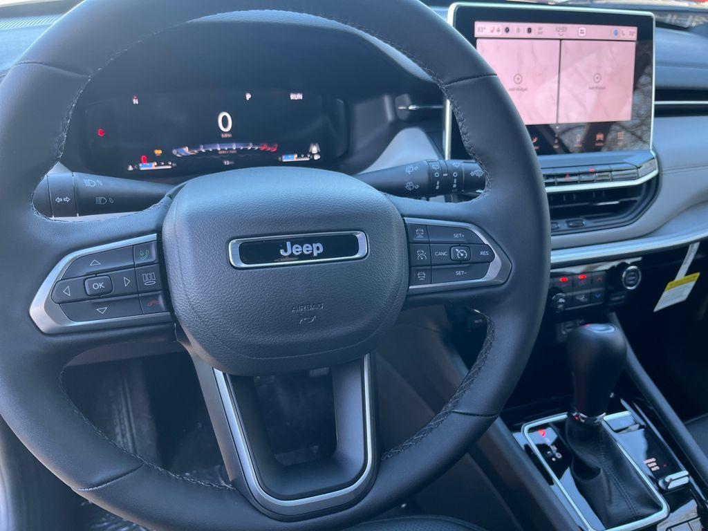 new 2025 Jeep Compass car, priced at $37,948