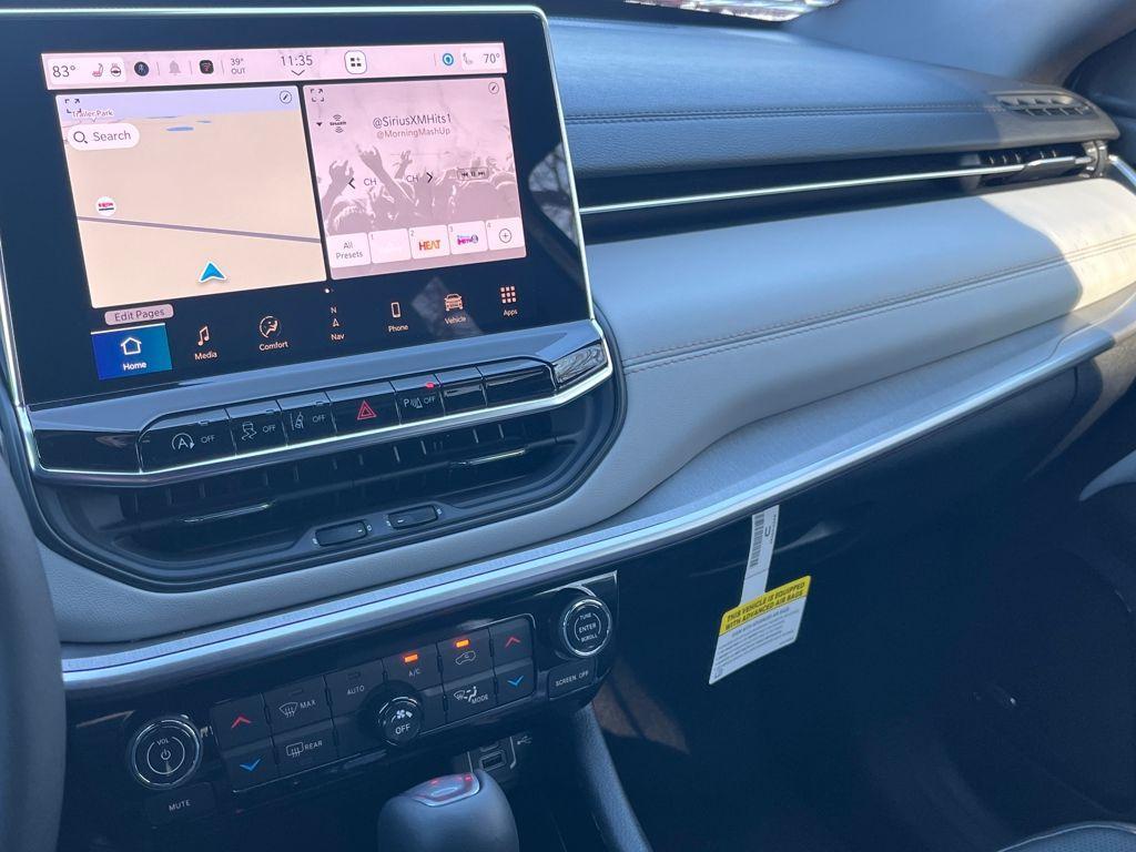 new 2025 Jeep Compass car, priced at $37,948