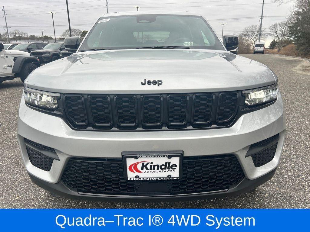 new 2025 Jeep Grand Cherokee car, priced at $44,553