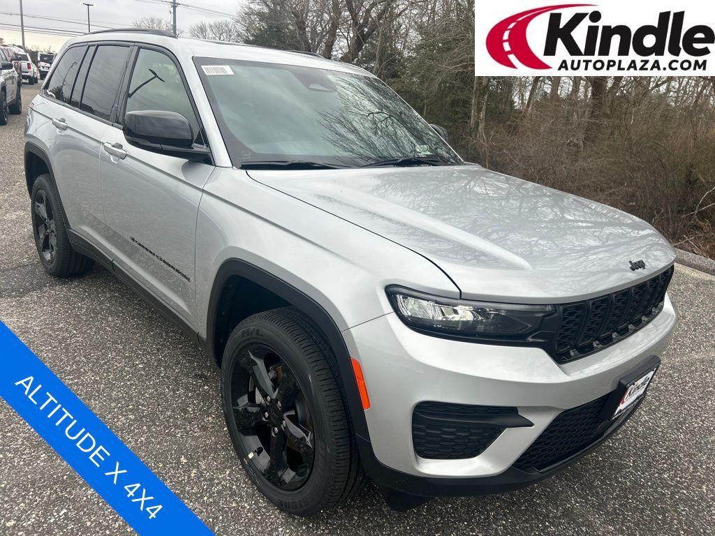 new 2025 Jeep Grand Cherokee car, priced at $44,553