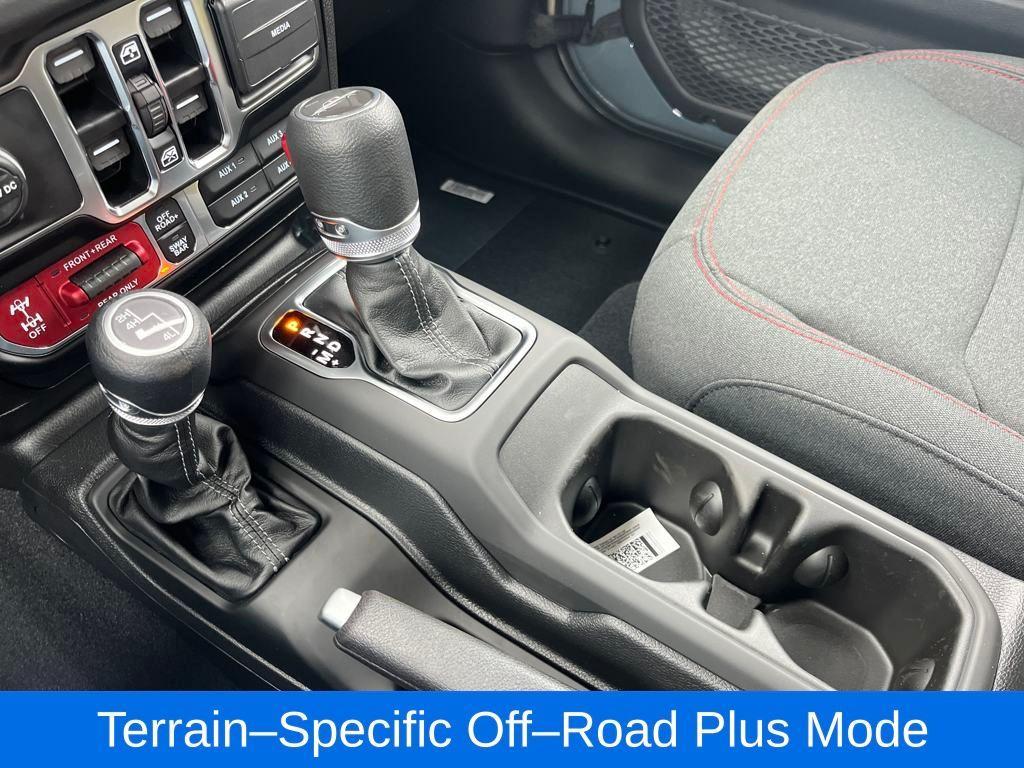 new 2025 Jeep Gladiator car, priced at $49,343