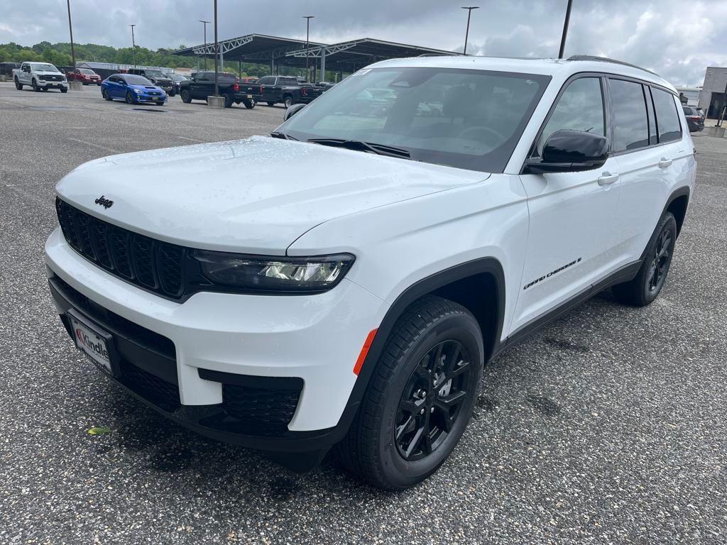 new 2025 Jeep Grand Cherokee L car, priced at $44,518