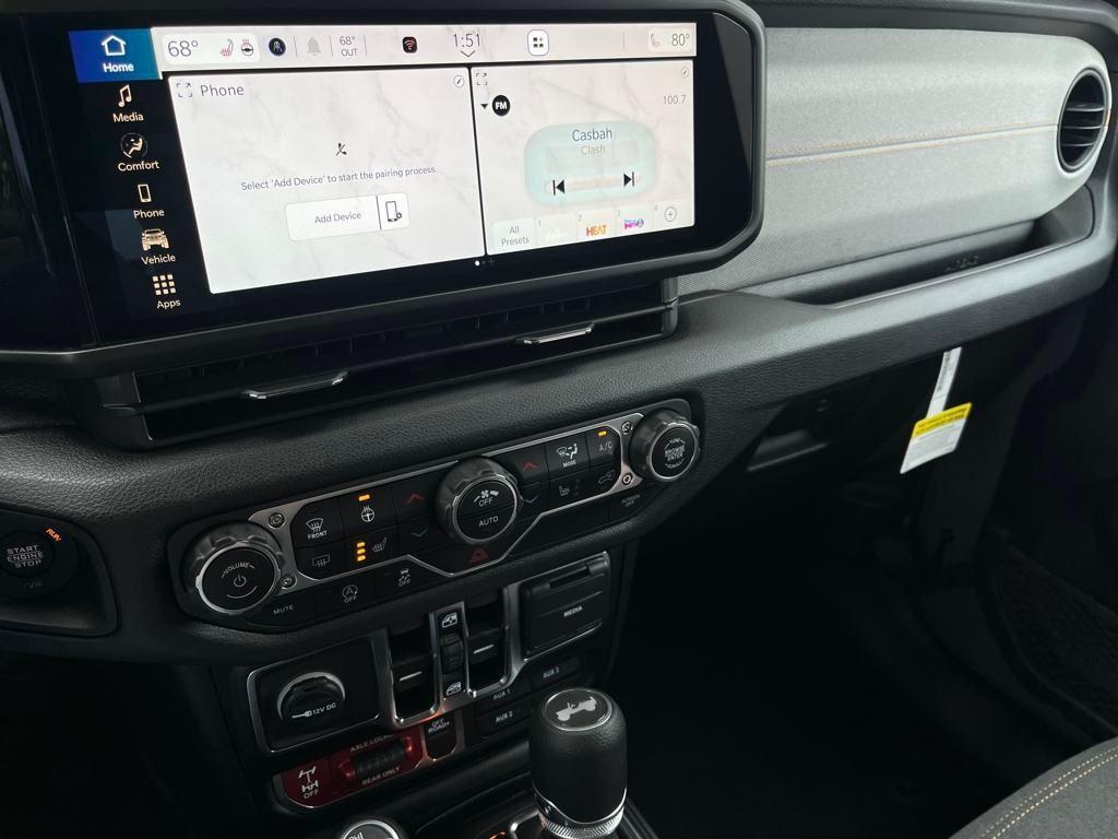 new 2025 Jeep Wrangler car, priced at $46,996