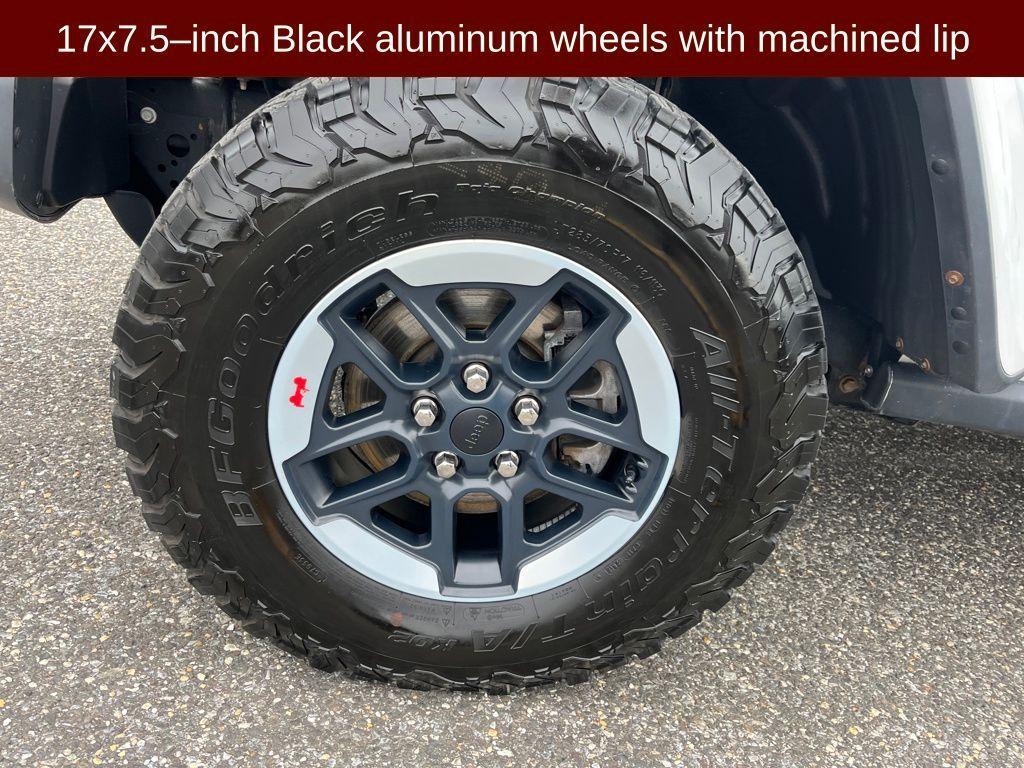 used 2020 Jeep Wrangler Unlimited car, priced at $31,699