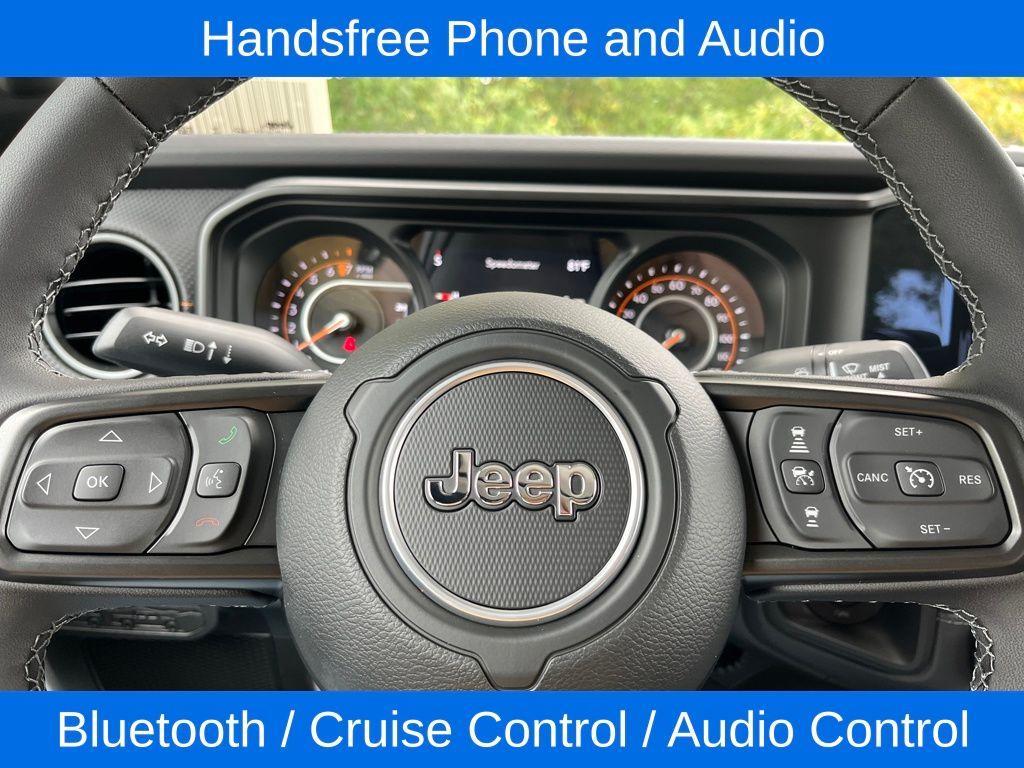 new 2025 Jeep Gladiator car, priced at $49,375