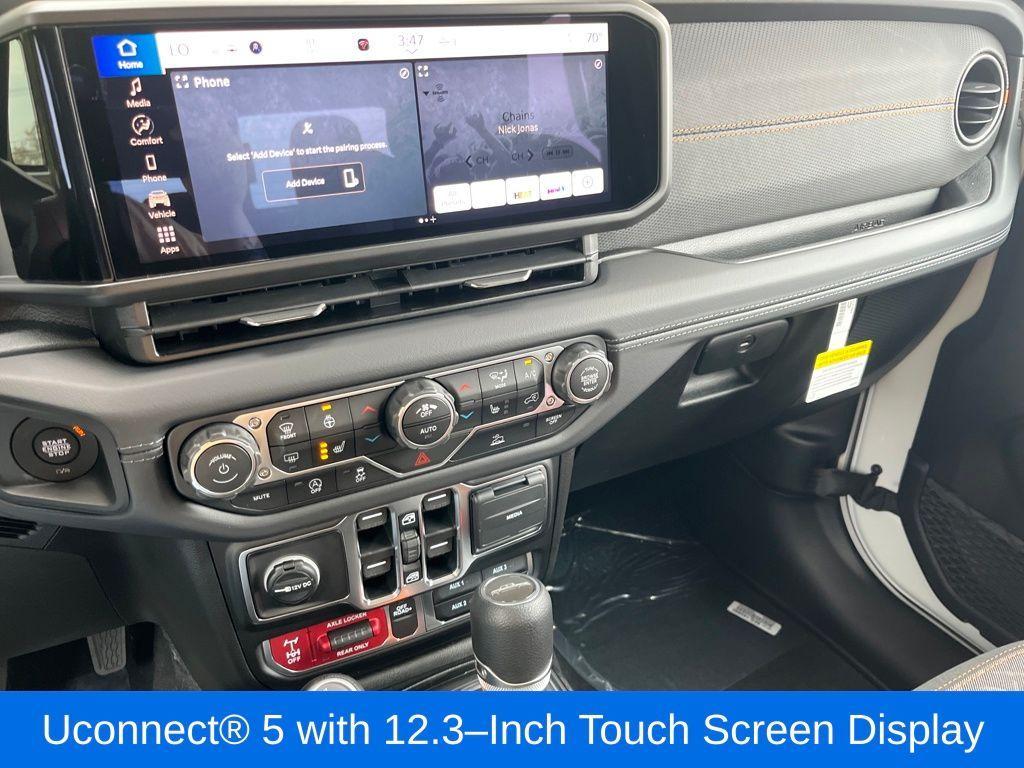 new 2025 Jeep Gladiator car, priced at $49,375