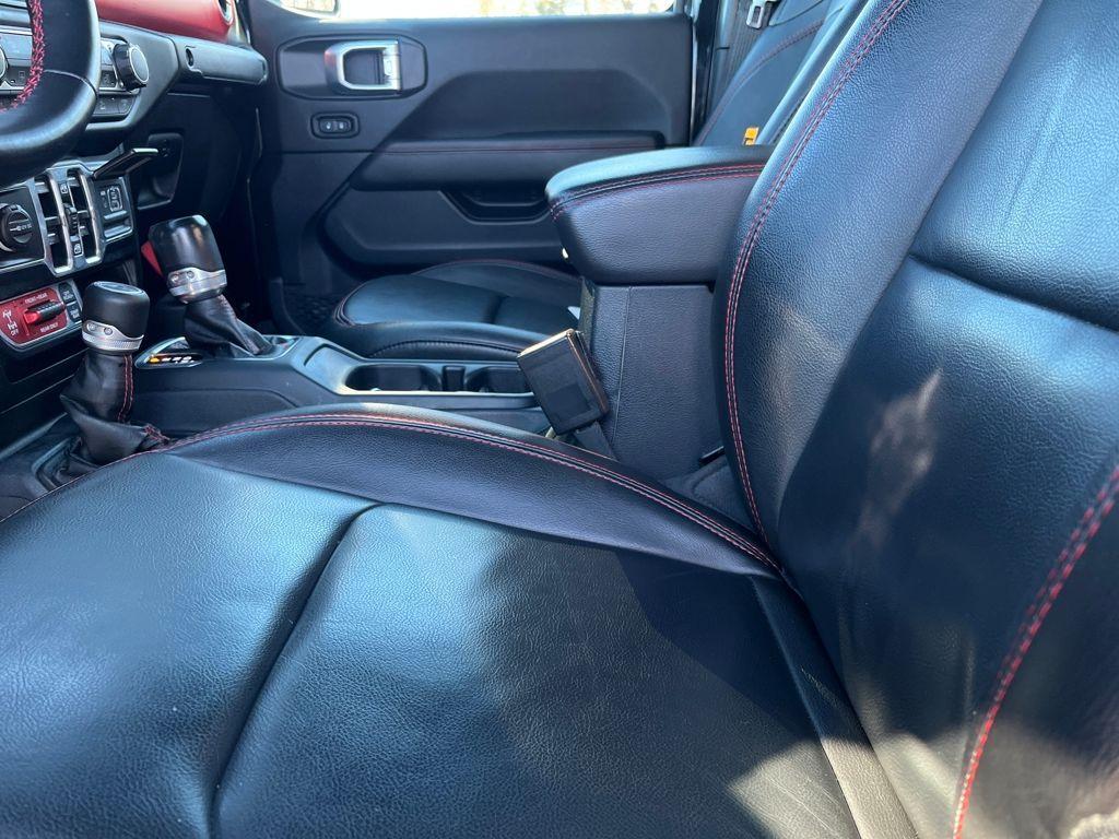 used 2021 Jeep Gladiator car, priced at $33,999