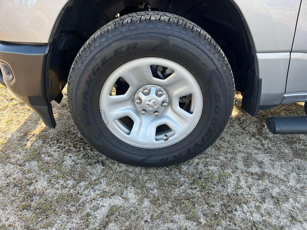 used 2024 Ram 1500 car, priced at $34,399