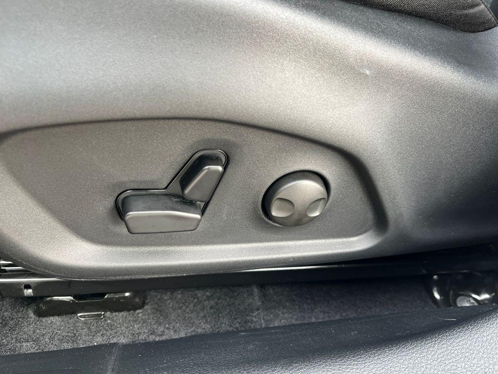 new 2025 Jeep Compass car, priced at $33,033