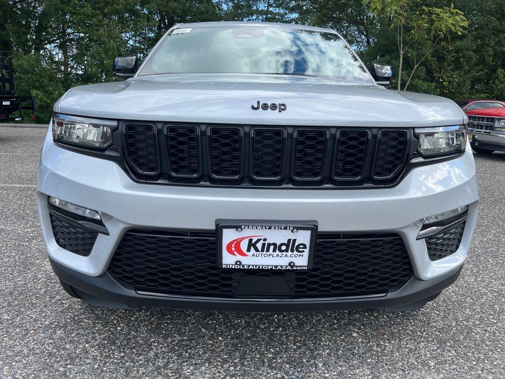 new 2025 Jeep Grand Cherokee car, priced at $48,448