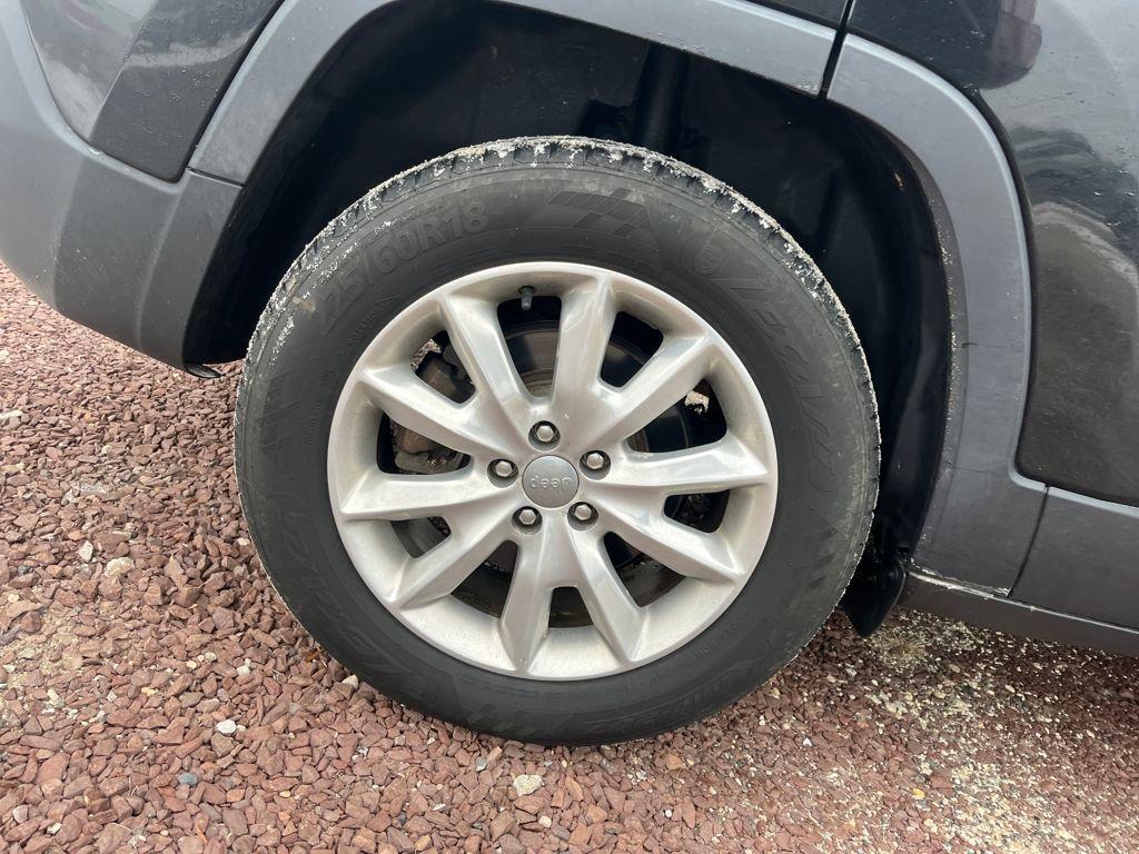 used 2017 Jeep Cherokee car, priced at $12,999