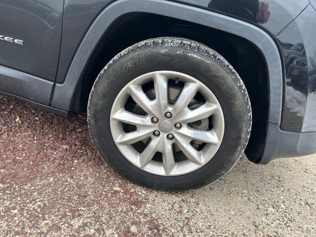 used 2017 Jeep Cherokee car, priced at $12,999