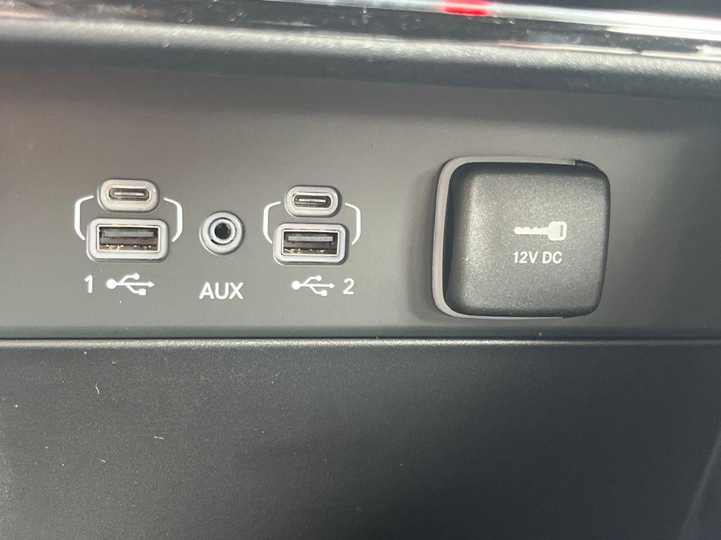 new 2025 Jeep Grand Cherokee car, priced at $44,355