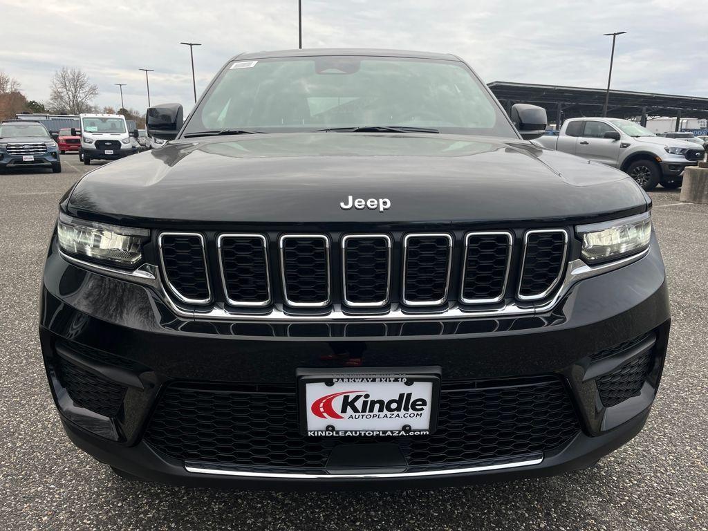 new 2025 Jeep Grand Cherokee car, priced at $40,271