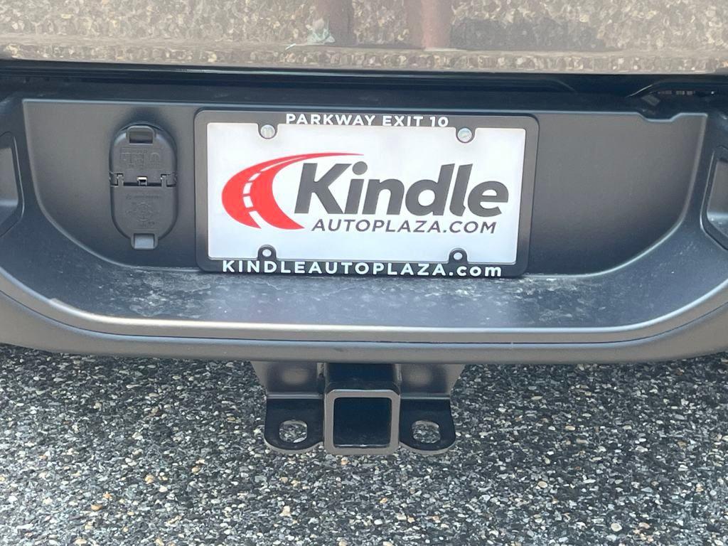 new 2025 Jeep Gladiator car, priced at $49,343