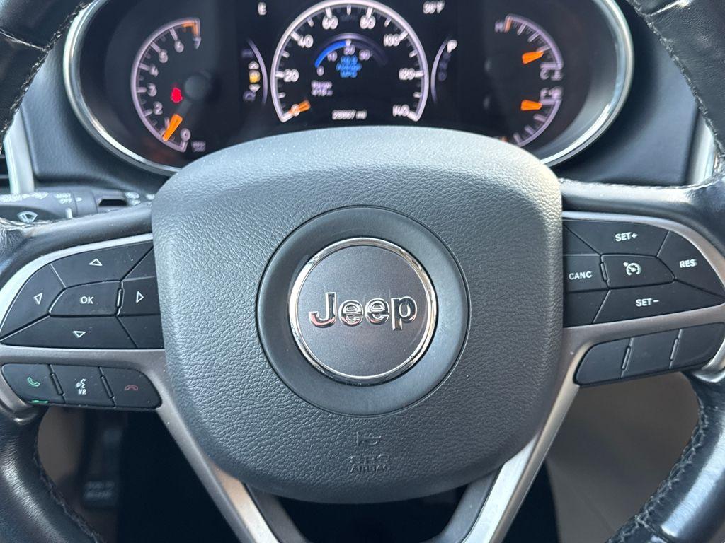 used 2021 Jeep Grand Cherokee car, priced at $22,899