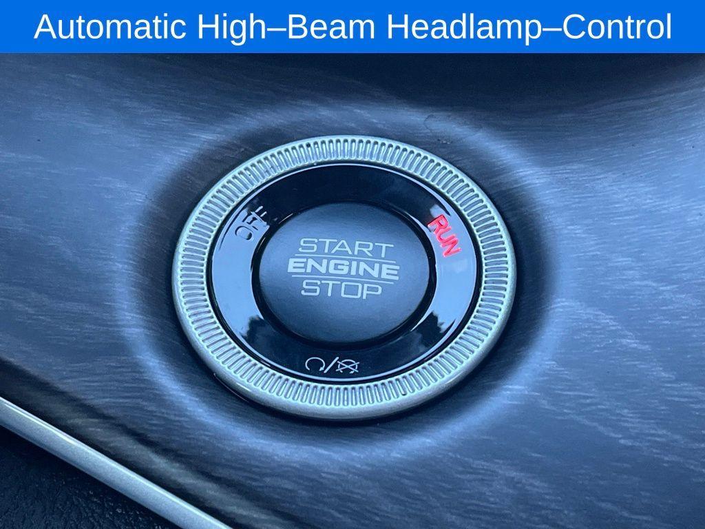 new 2025 Jeep Grand Cherokee car, priced at $49,811