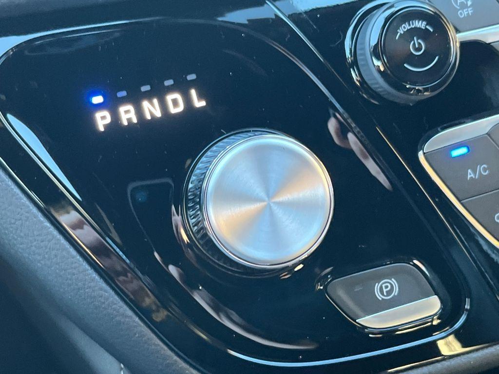 new 2026 Chrysler Pacifica car, priced at $51,695