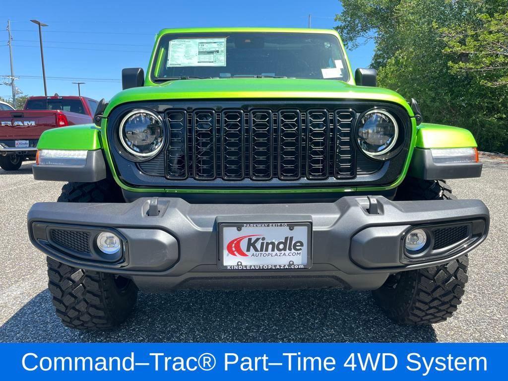 new 2025 Jeep Gladiator car, priced at $46,281