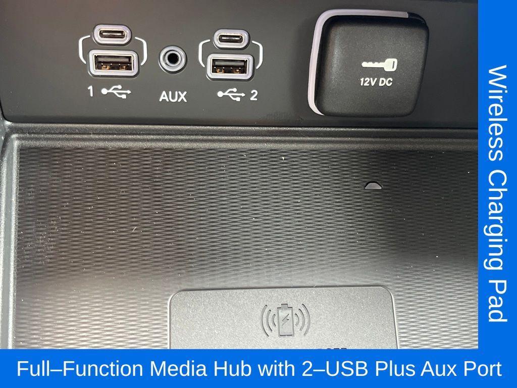 new 2025 Jeep Grand Cherokee car, priced at $40,771