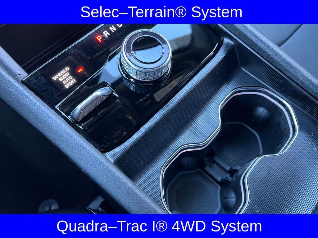 new 2026 Jeep Grand Cherokee car, priced at $47,390