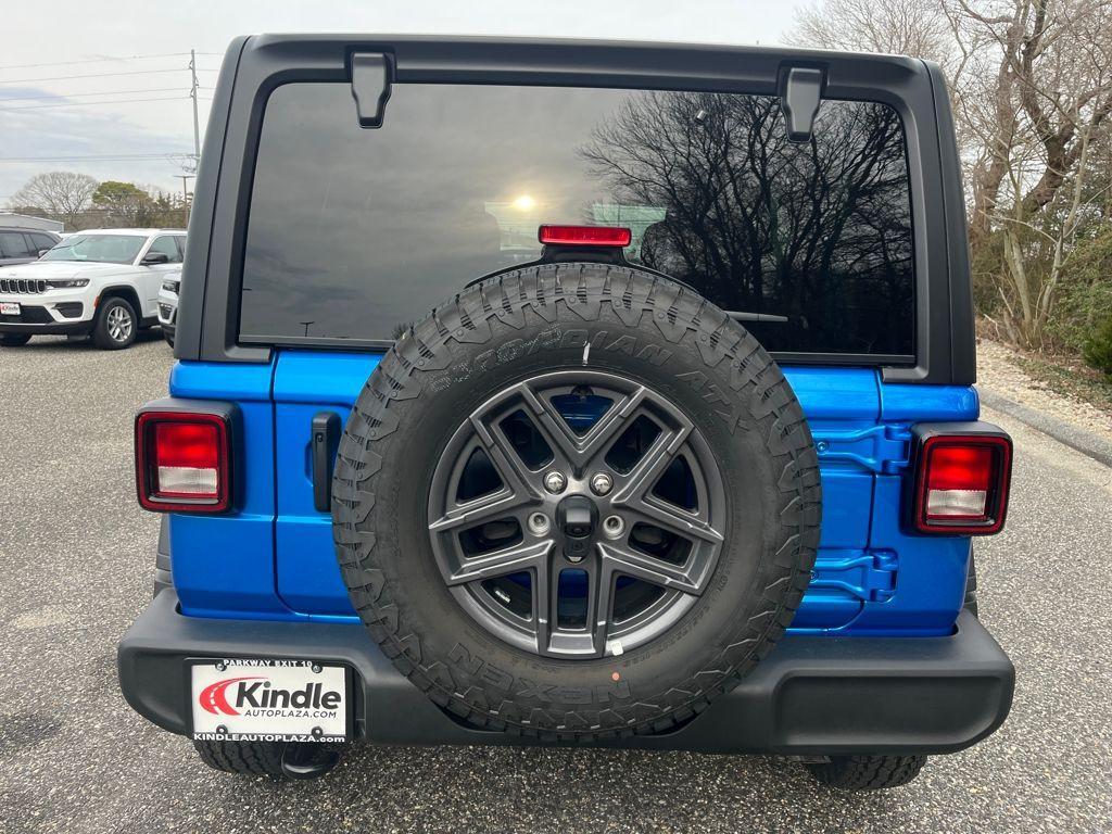 new 2026 Jeep Wrangler car, priced at $47,614